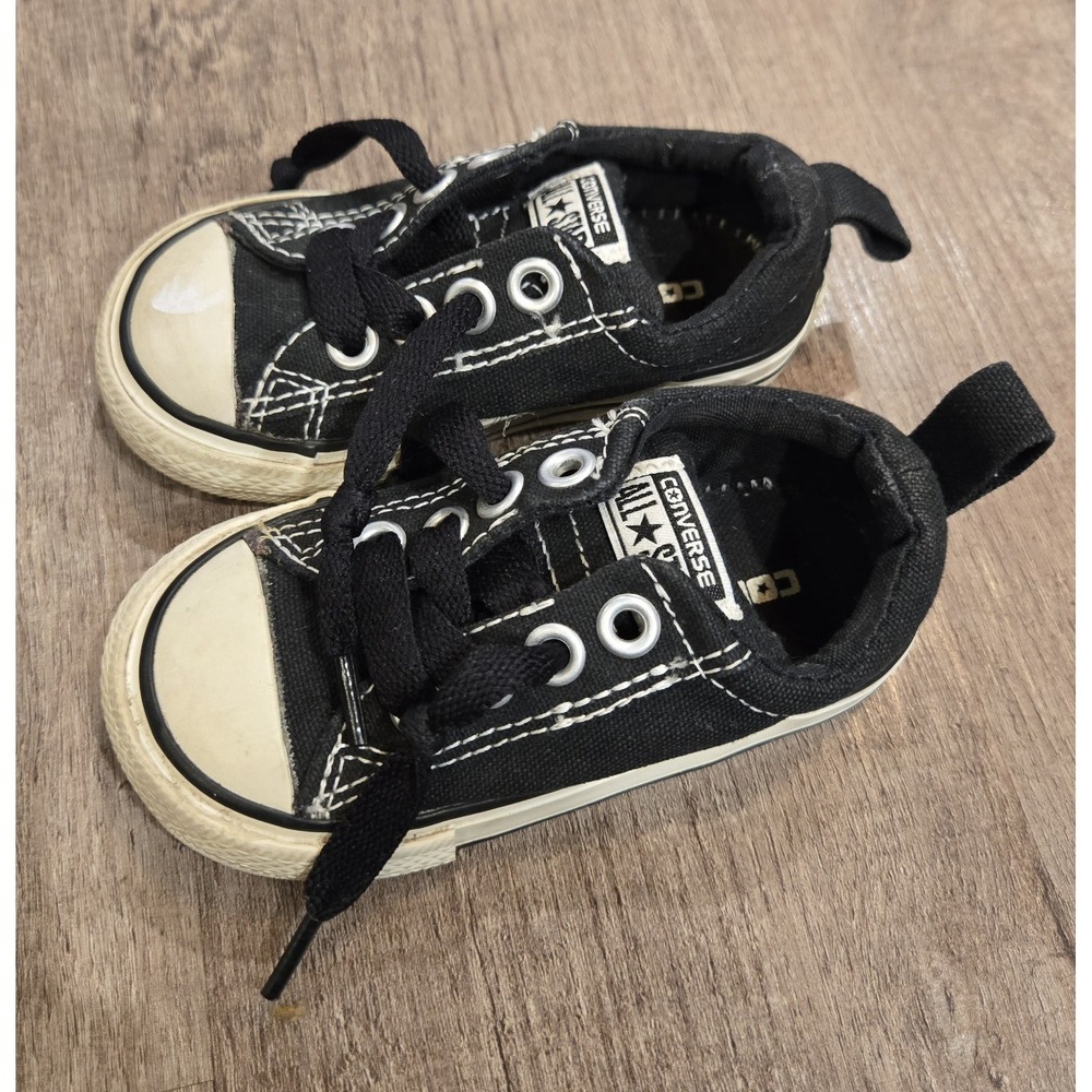 Converse All Star Sneakers, Classic Black & White, Padded Ankles Toddler Sz 5,